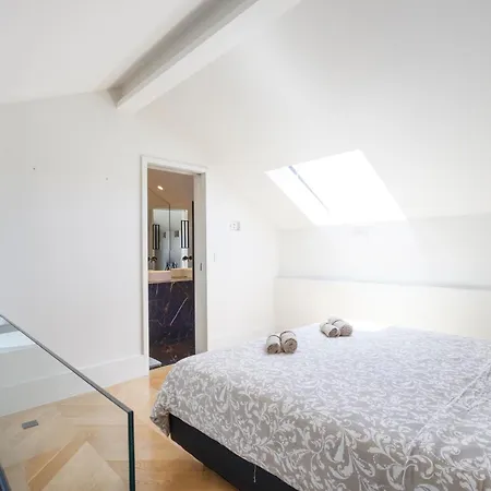 New 180º View Penthouse *