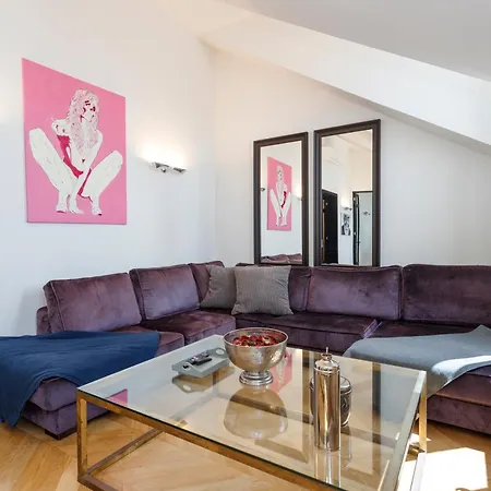New 180º View Penthouse * Lisboa